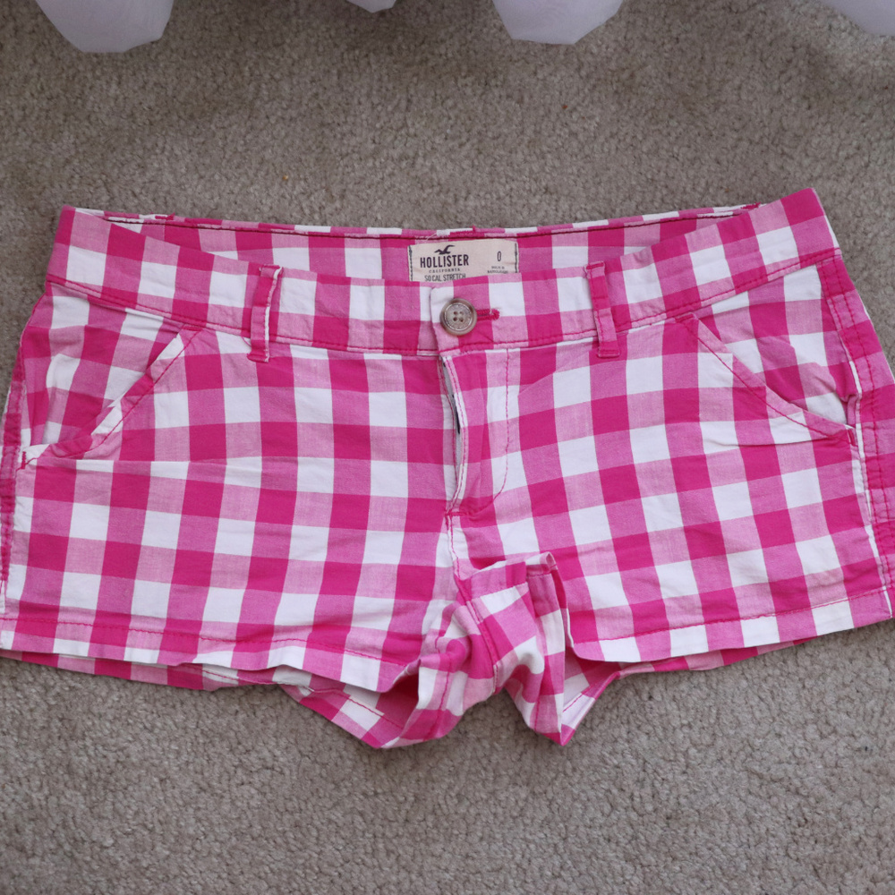 Hollister | Pink Plaid Shorts | 0